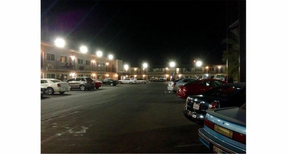 Parkway Inn Фресно Екстер'єр фото