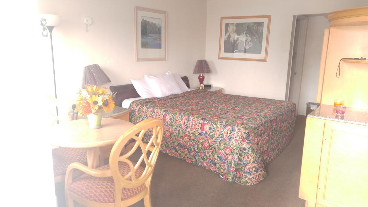 Parkway Inn Фресно Екстер'єр фото