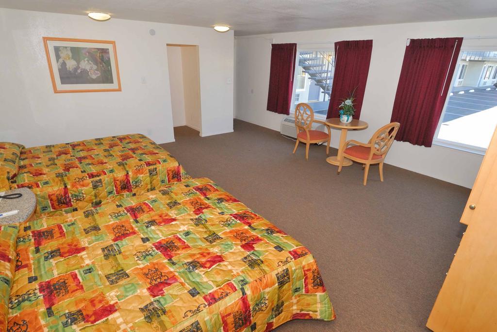 Parkway Inn Фресно Екстер'єр фото